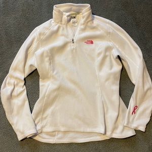 white north face pullover